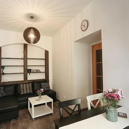 Two Floor Flat By Charles Bridge * Praga