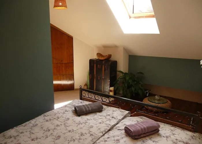 Two Floor Flat By Charles Bridge Praga