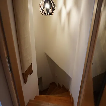 Two Floor Flat By Charles Bridge 公寓 *