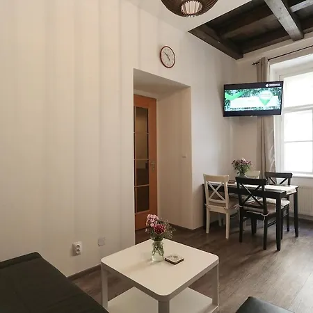 公寓 Two Floor Flat By Charles Bridge
